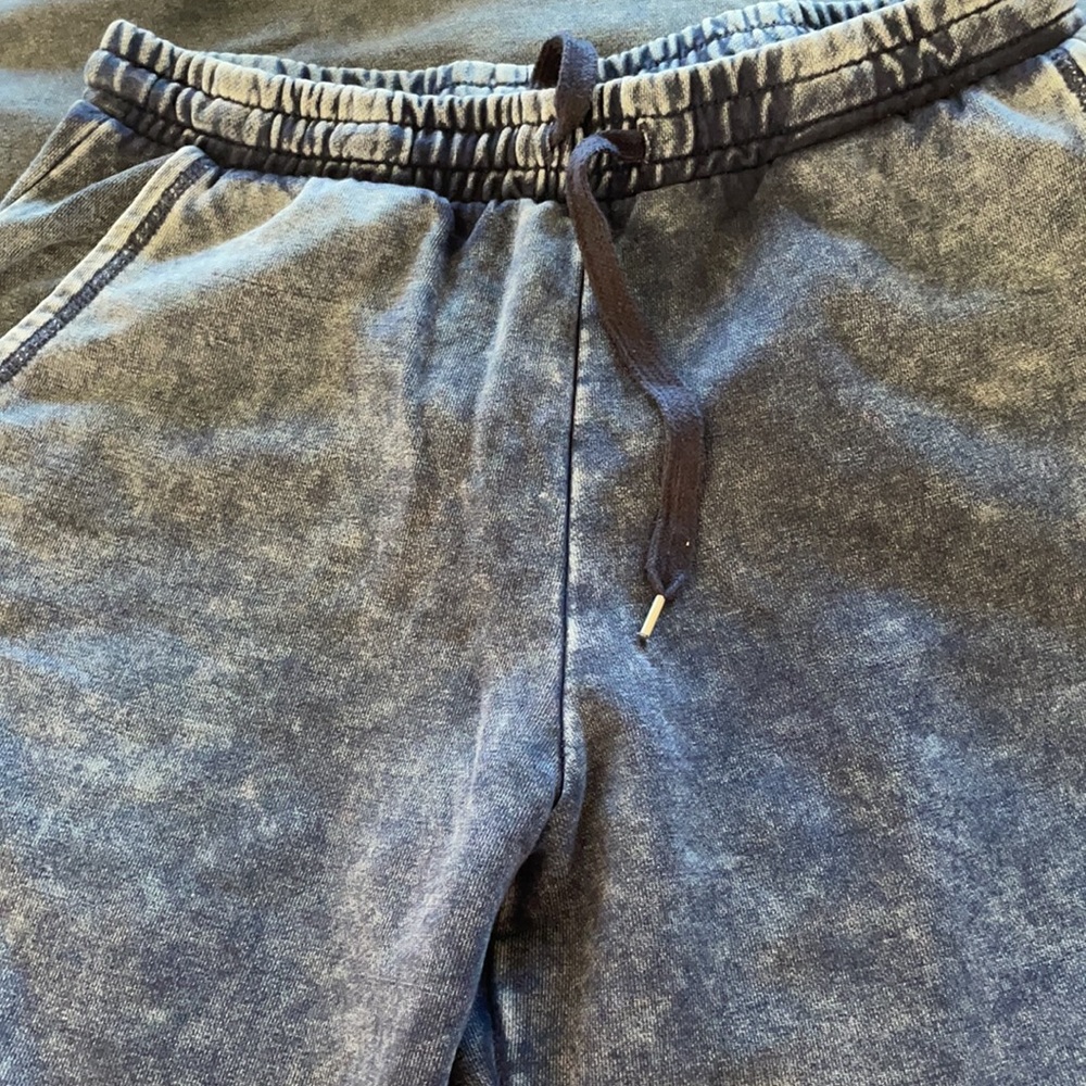 Forever 21 Sweatsuit - Picture 2 of 5